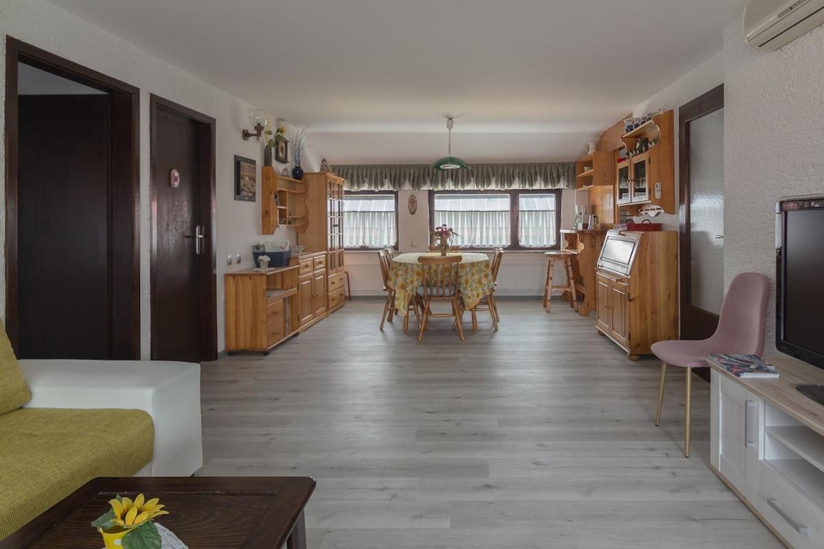 Family Apartment Nakiteya リュブリャナ エクステリア 写真