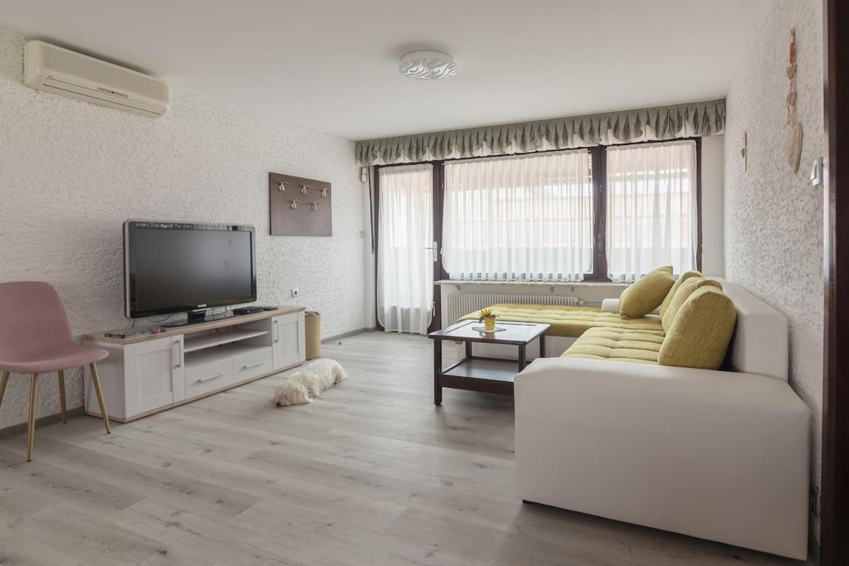 Family Apartment Nakiteya リュブリャナ エクステリア 写真